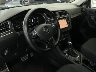 Vehicle image thumbnail, number 7