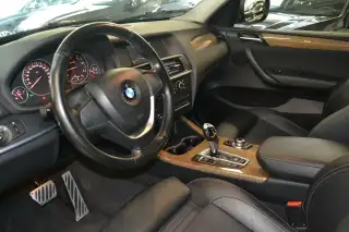 Vehicle image thumbnail, number 9
