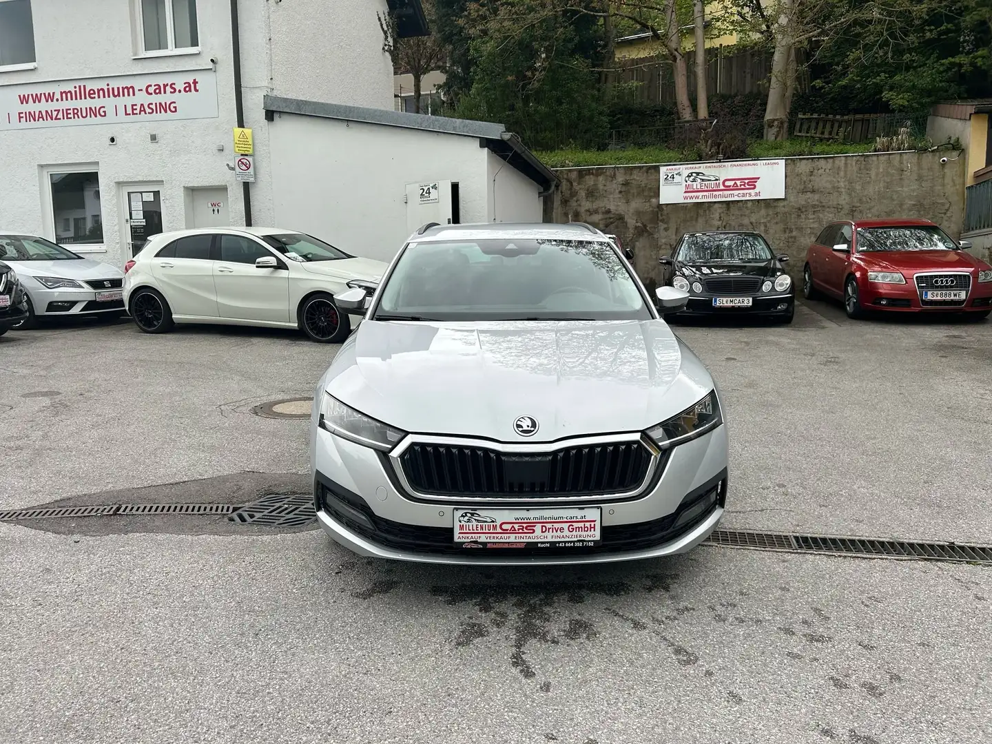 Vehicle image, number 5