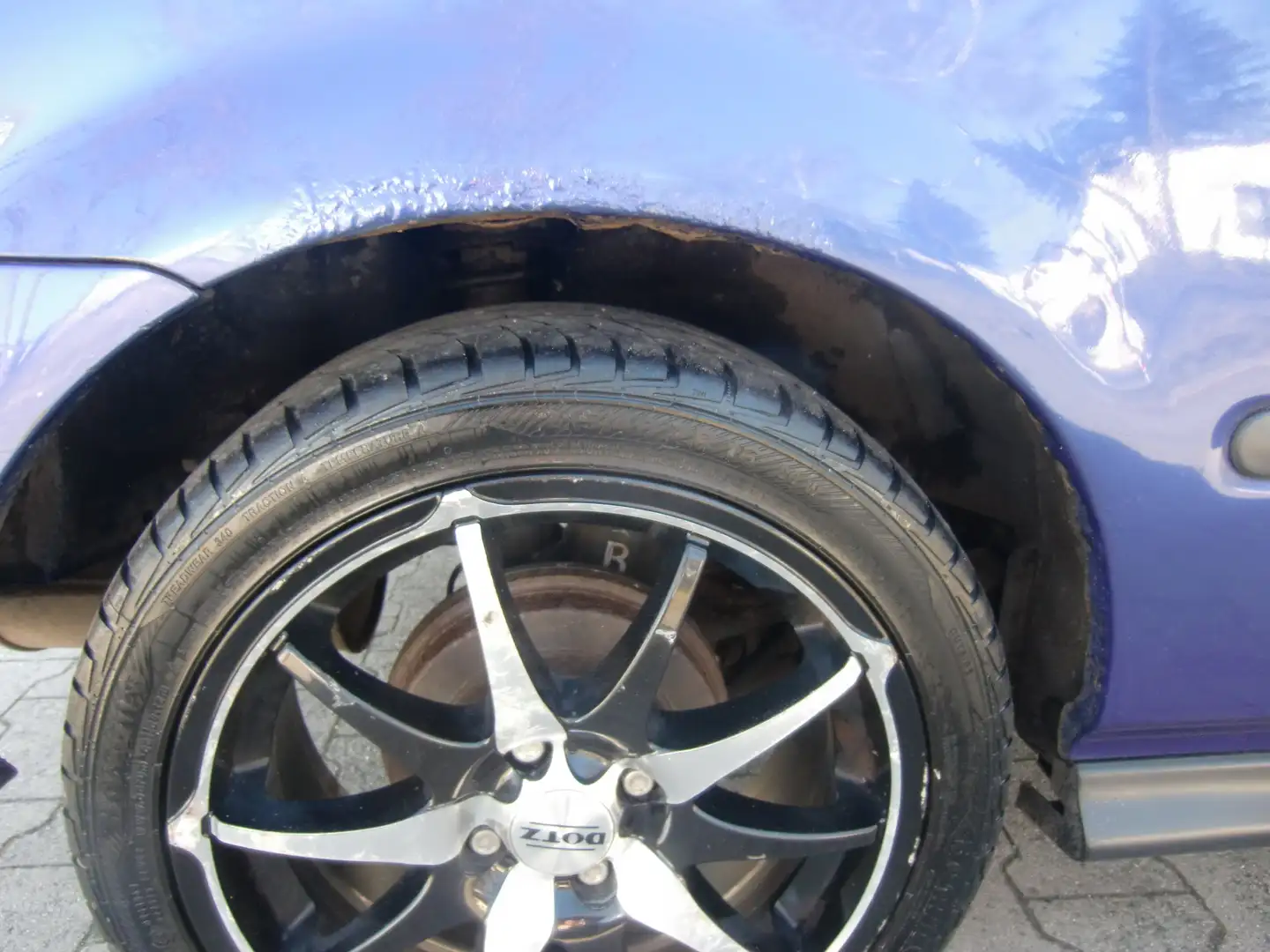 Vehicle image, number 5