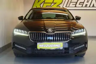 Vehicle image thumbnail, number 9