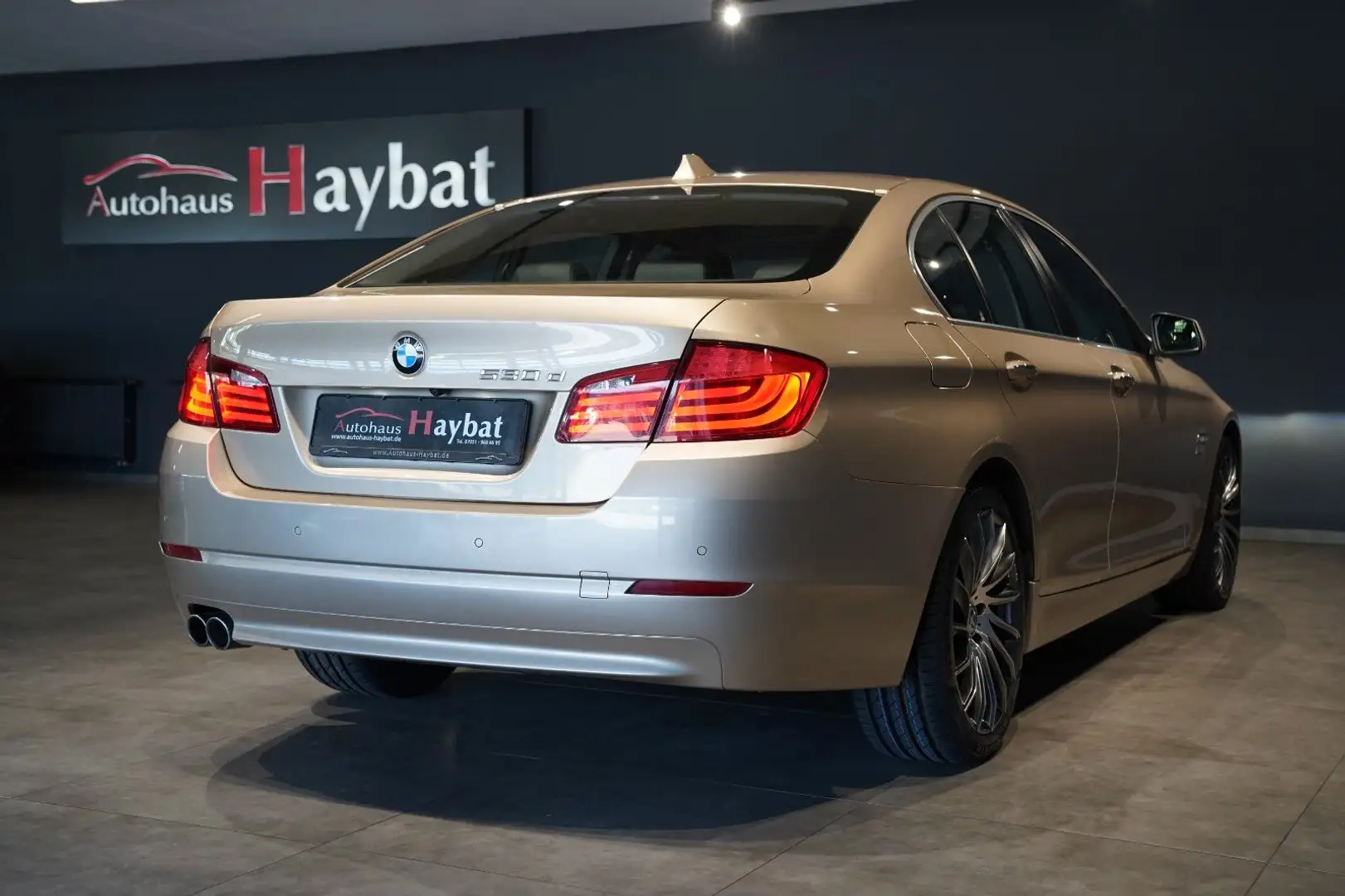 Vehicle image, number 8