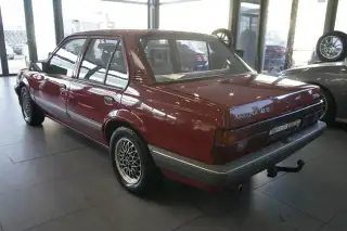 Vehicle image thumbnail, number 5