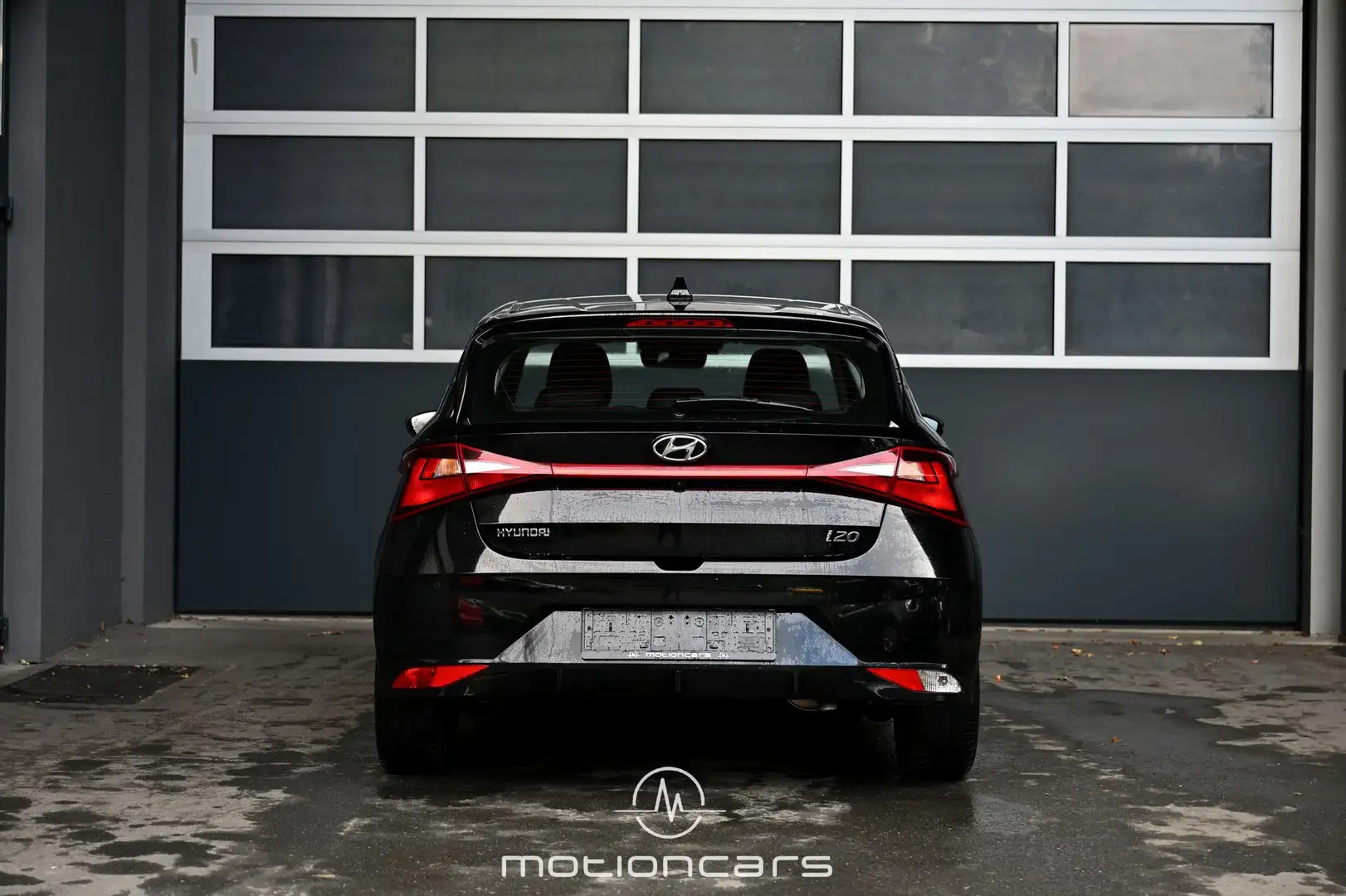 Vehicle image, number 4