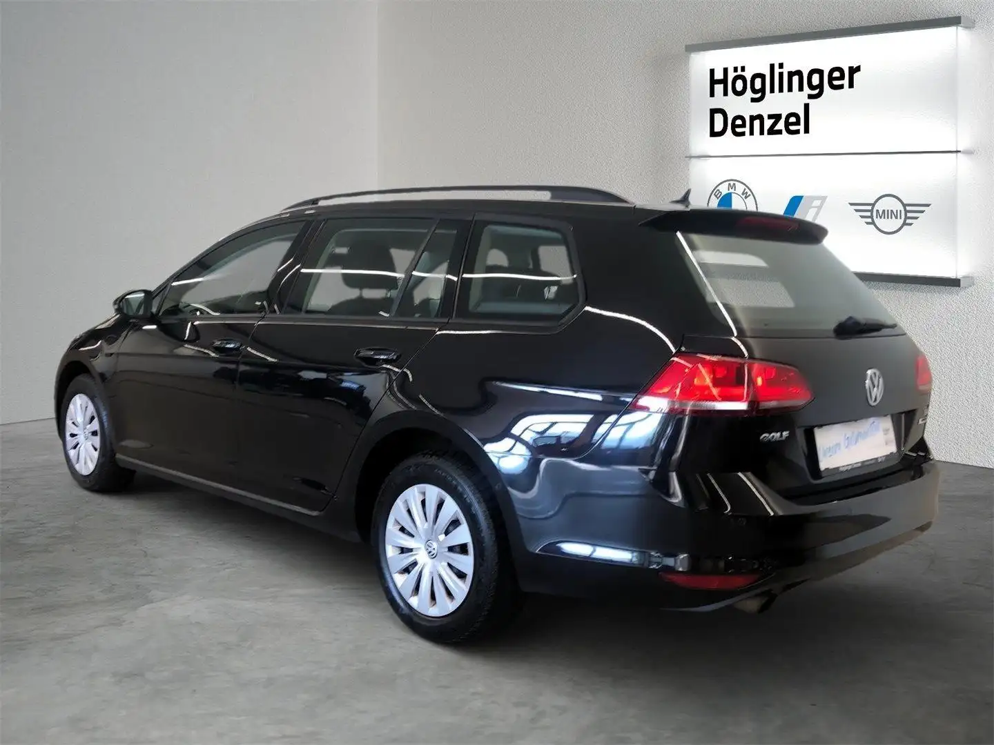 Vehicle image, number 9