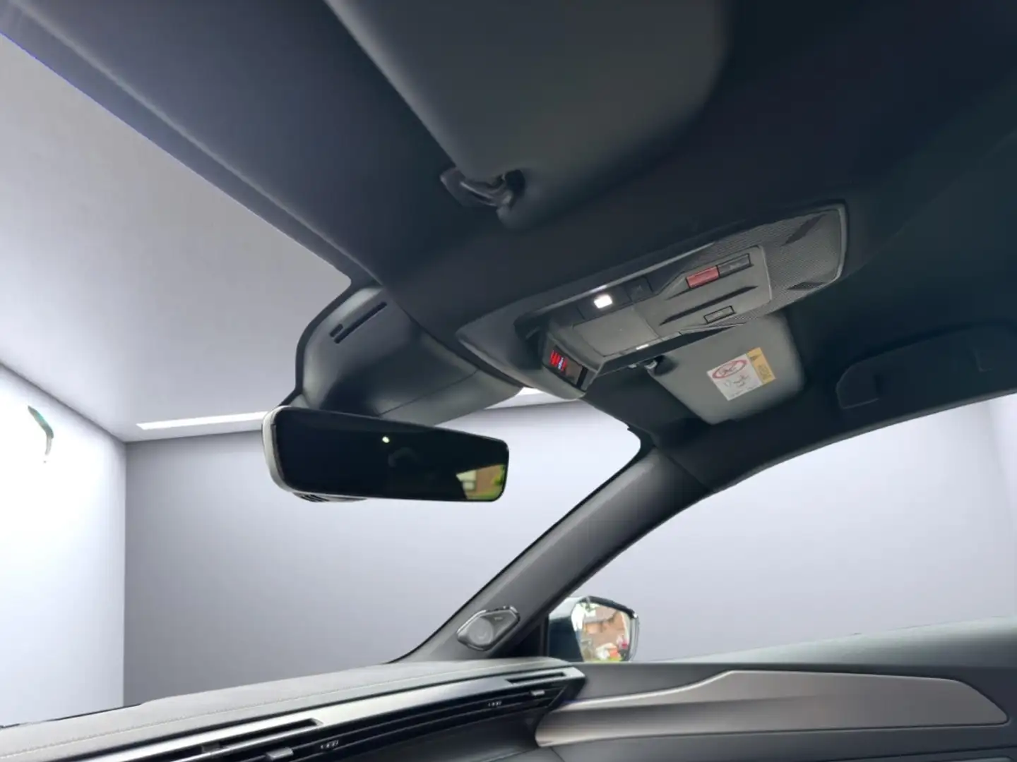 Vehicle image, number 20