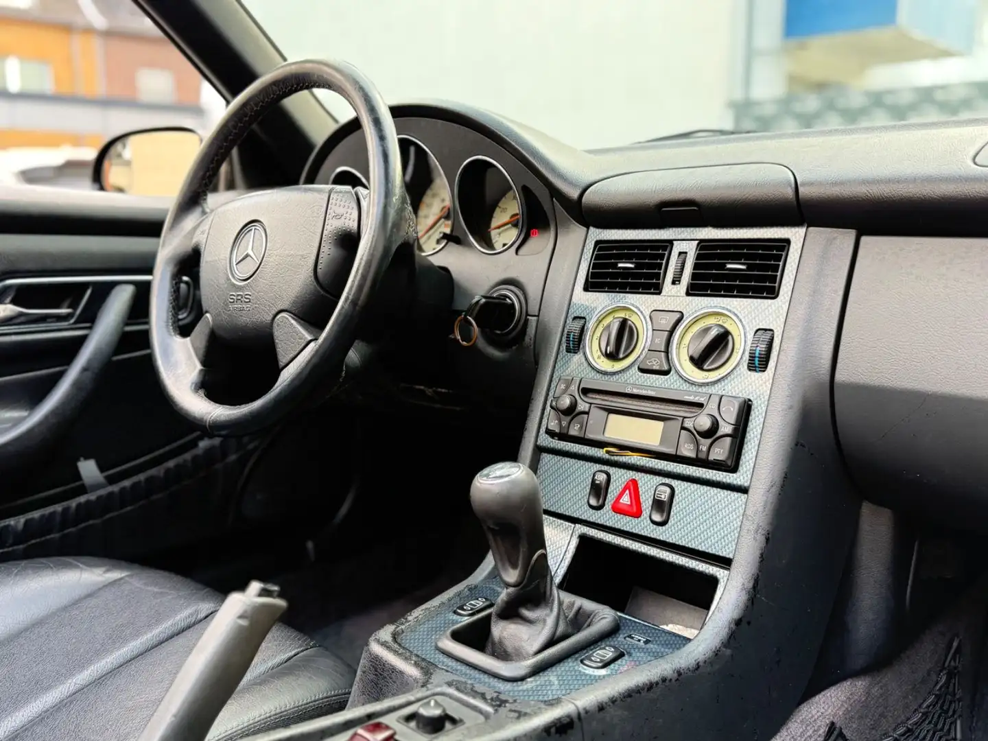 Vehicle image, number 17