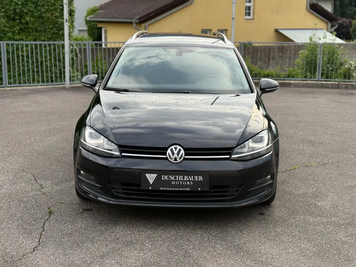 Vehicle image, number 3