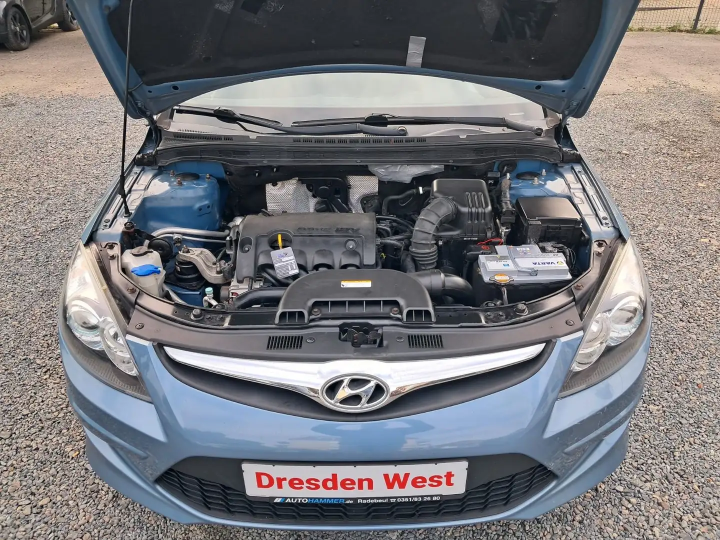 Vehicle image, number 14