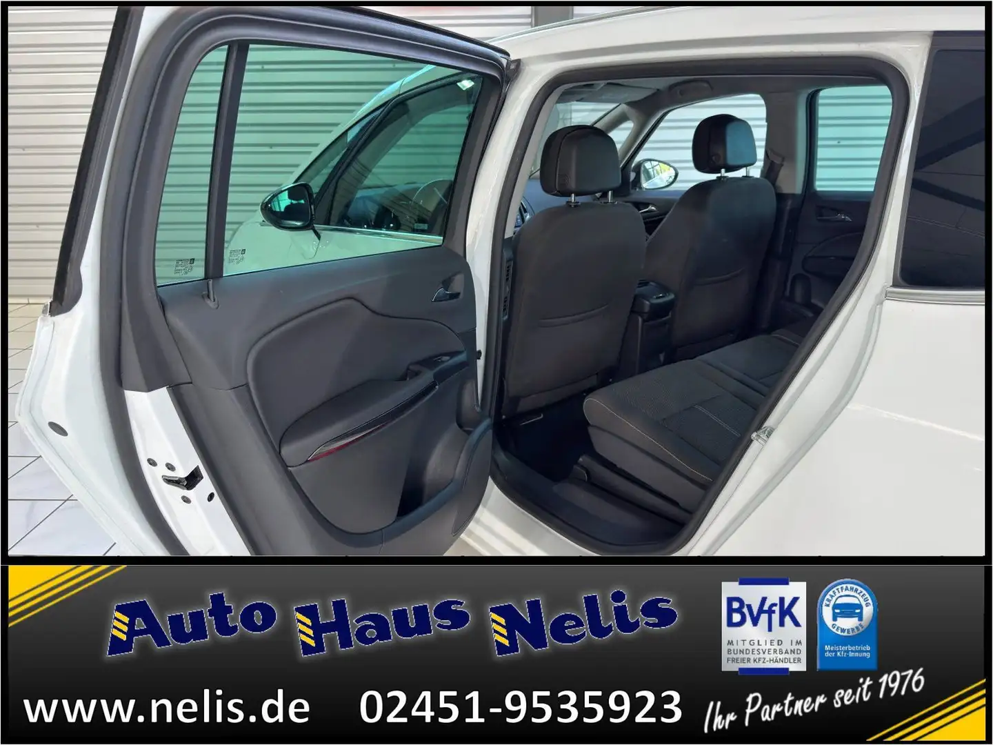 Vehicle image, number 18
