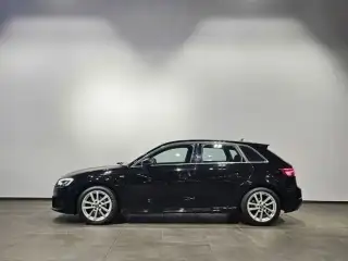 Vehicle image thumbnail, number 8