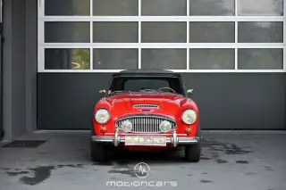 Vehicle image thumbnail, number 3