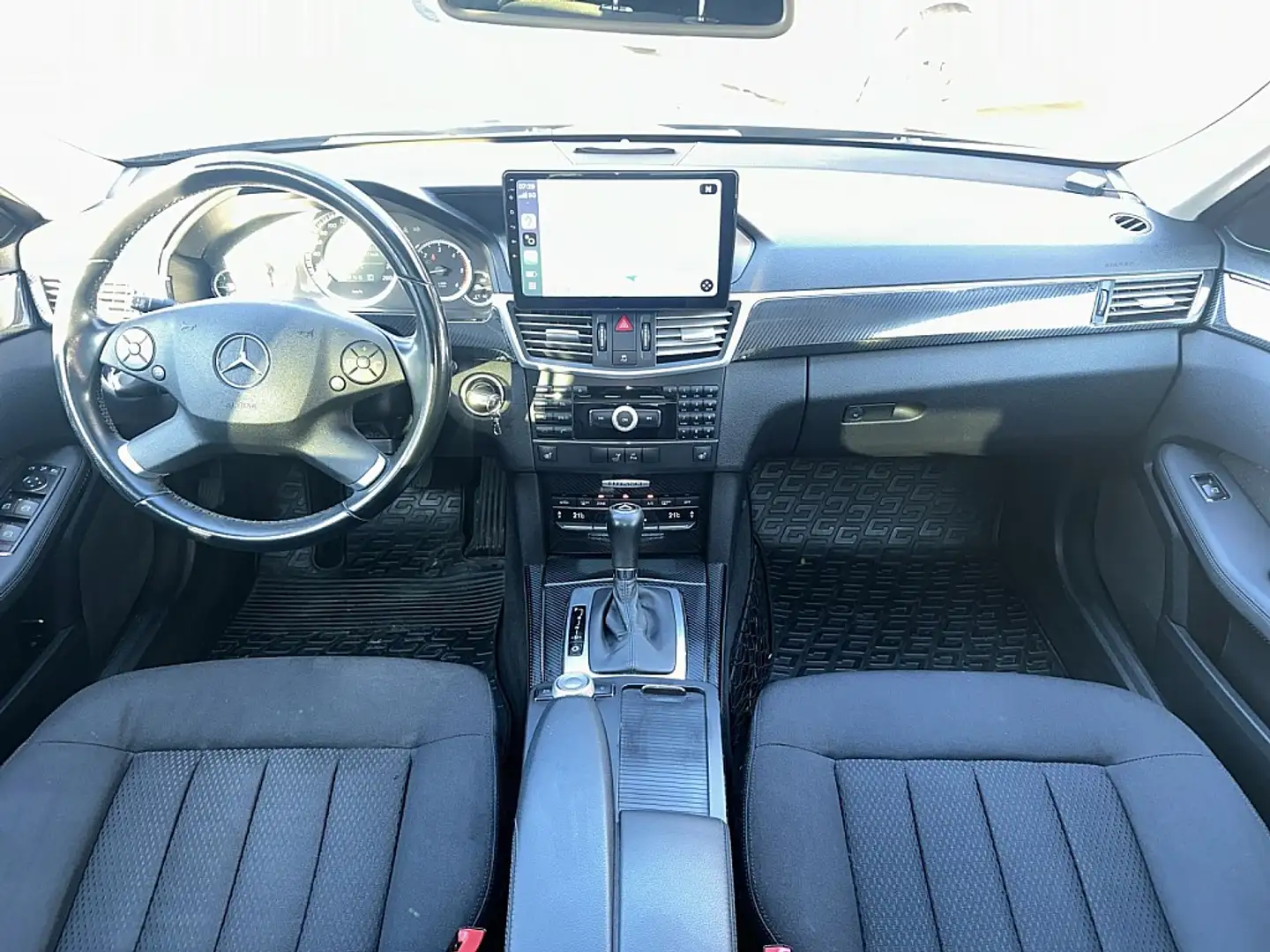 Vehicle image, number 8