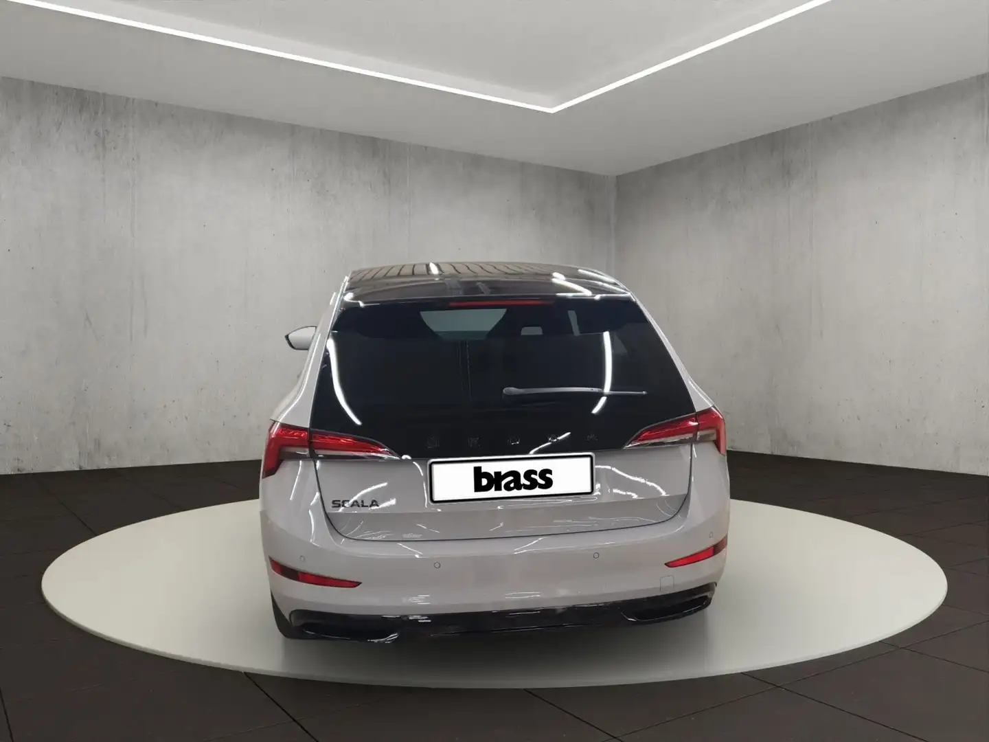 Vehicle image, number 4