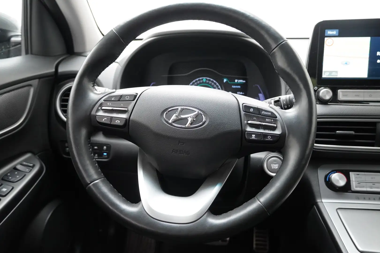 Vehicle image, number 6