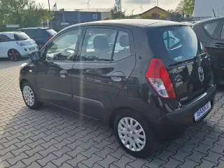 Vehicle image thumbnail, number 6