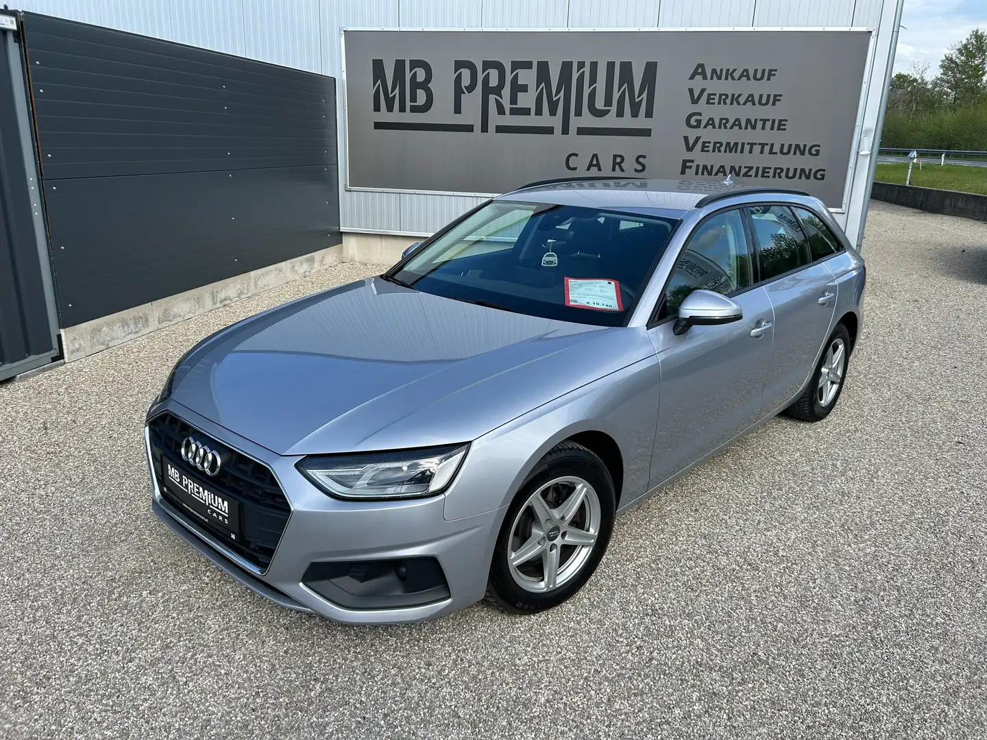 Vehicle image, number 1