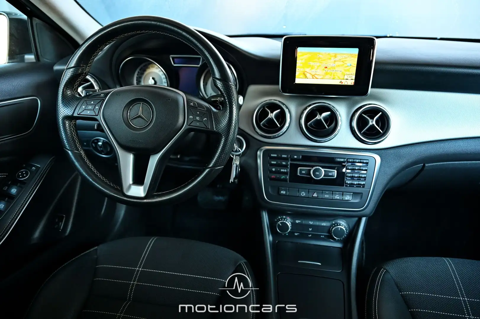 Vehicle image, number 9