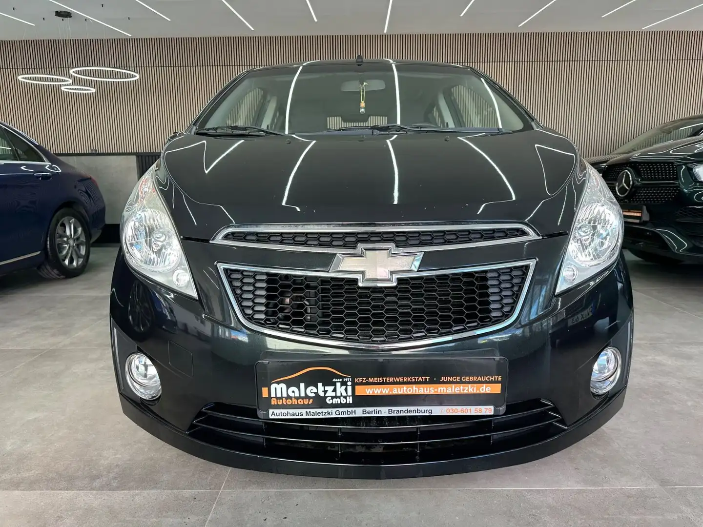 Vehicle image, number 2