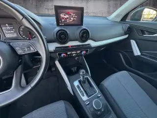 Vehicle image thumbnail, number 15