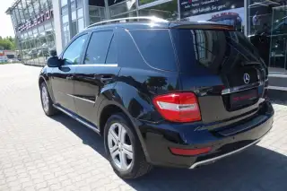 Vehicle image thumbnail, number 6