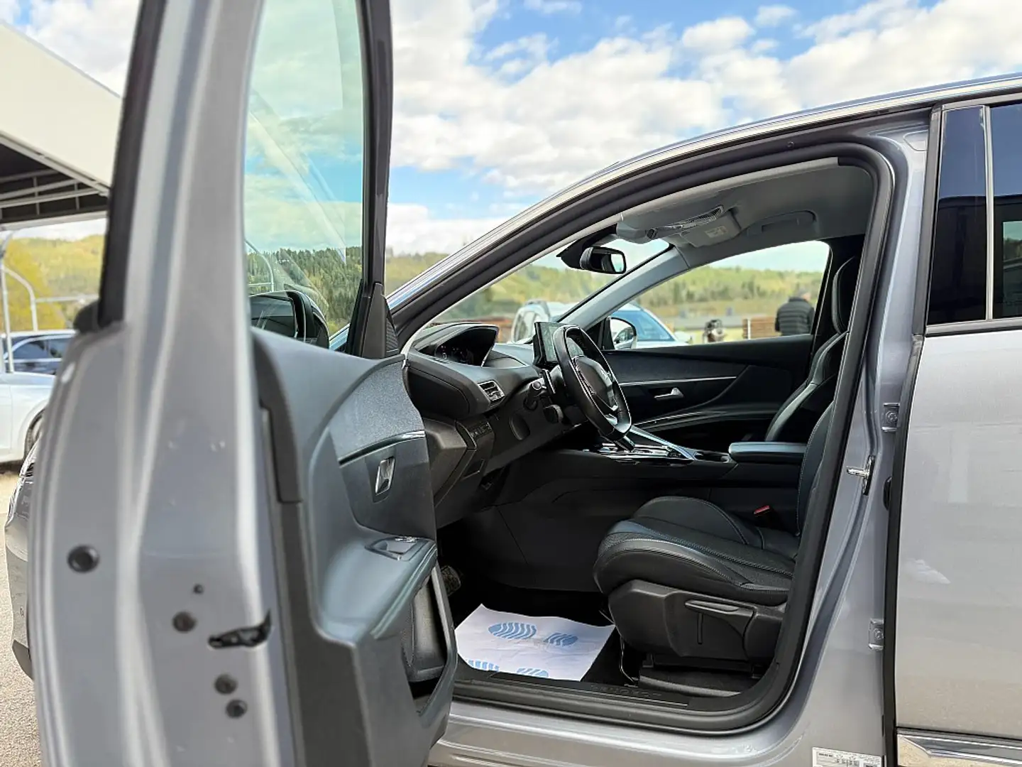 Vehicle image, number 17