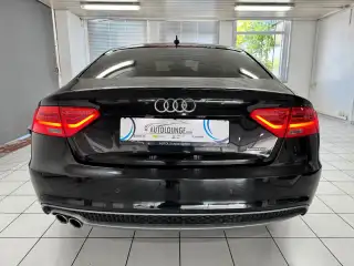 Vehicle image thumbnail, number 8