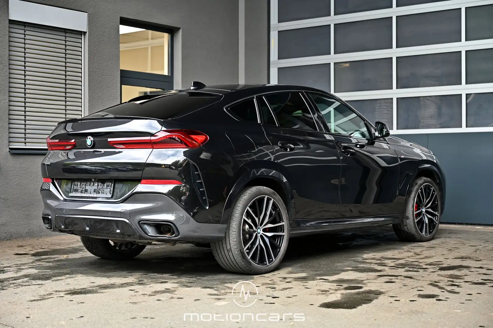 Vehicle image, number 2
