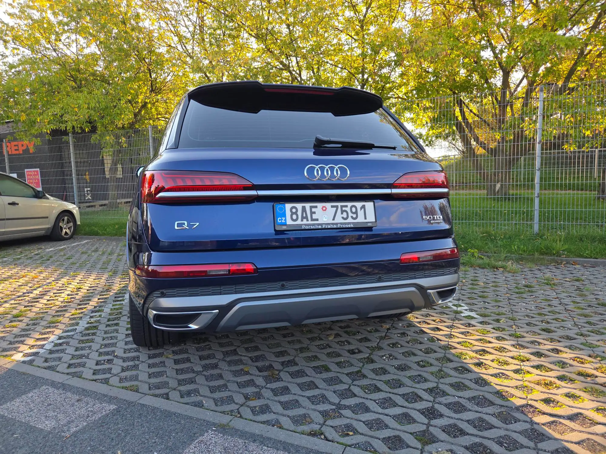 Vehicle image, number 2