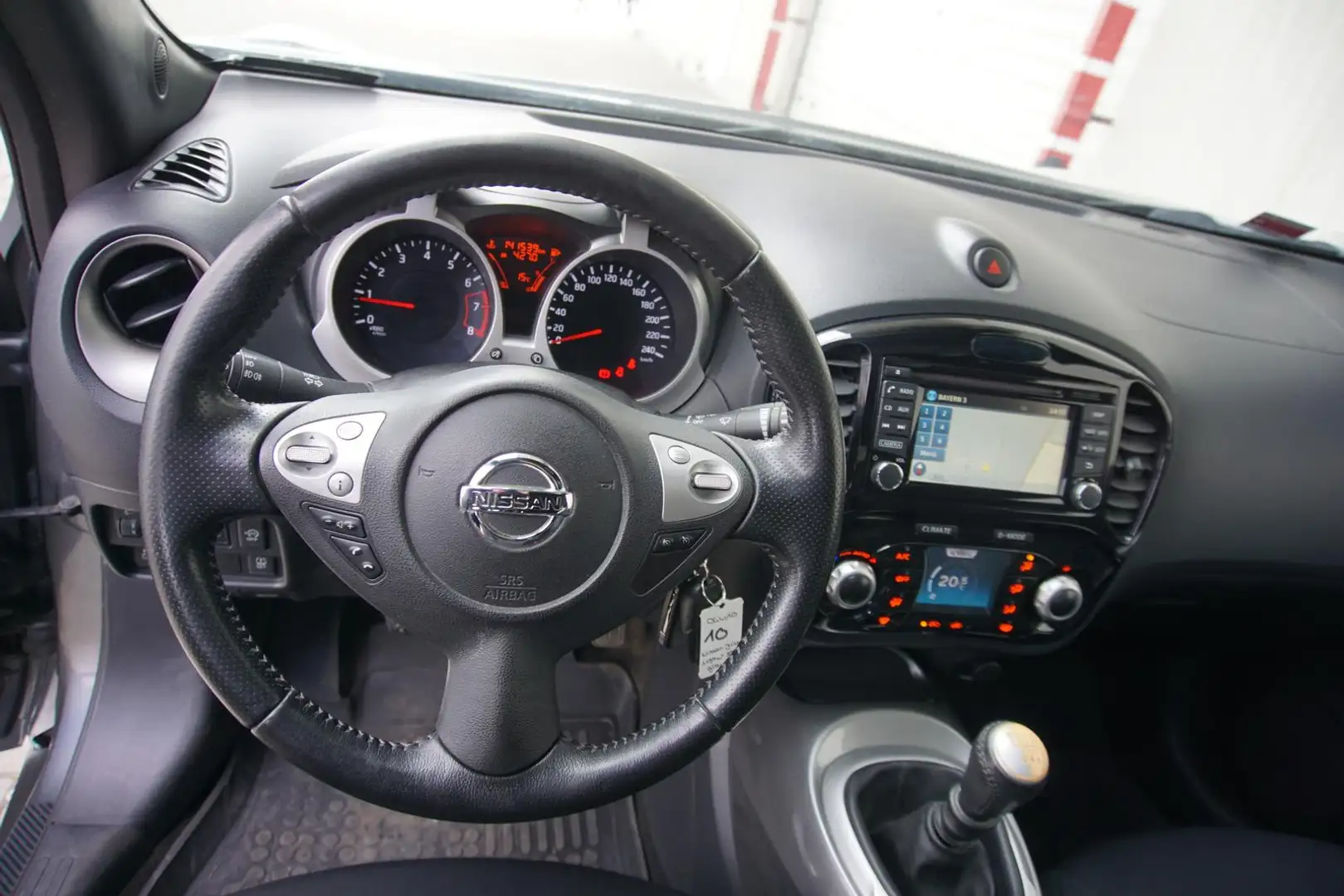 Vehicle image, number 9
