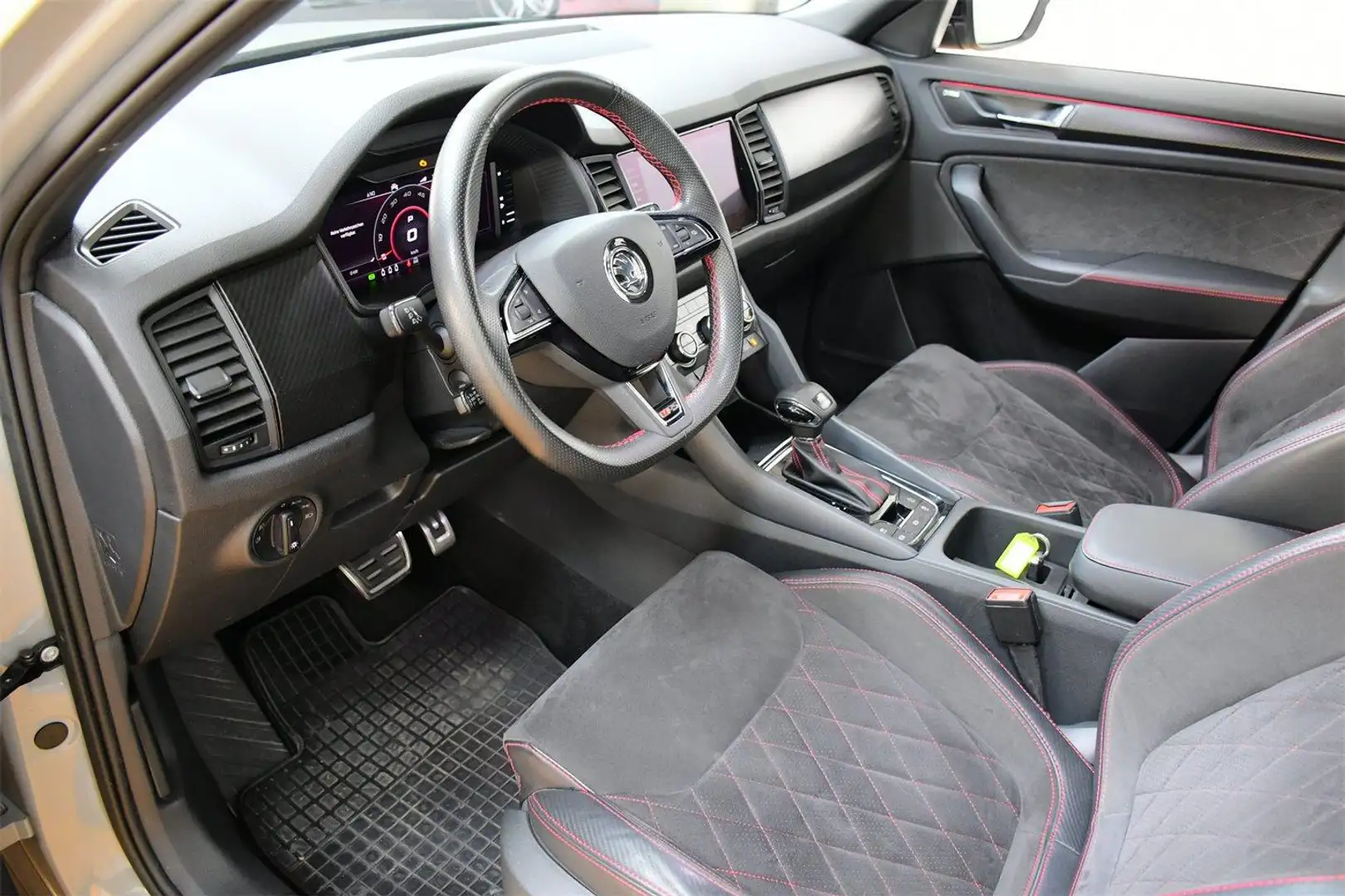 Vehicle image, number 7