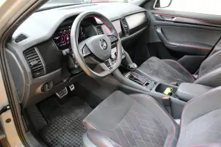Vehicle image thumbnail, number 7