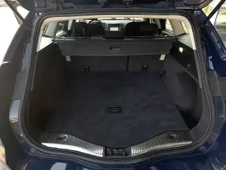 Vehicle image thumbnail, number 12