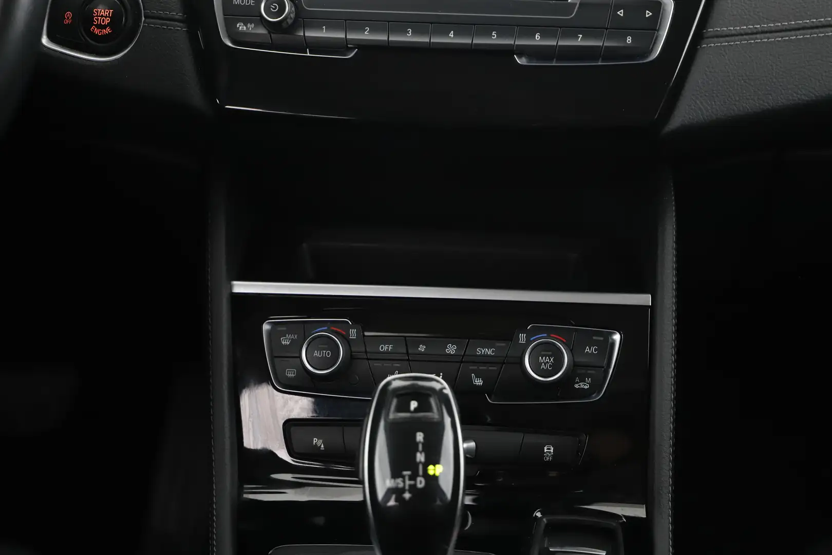 Vehicle image, number 13