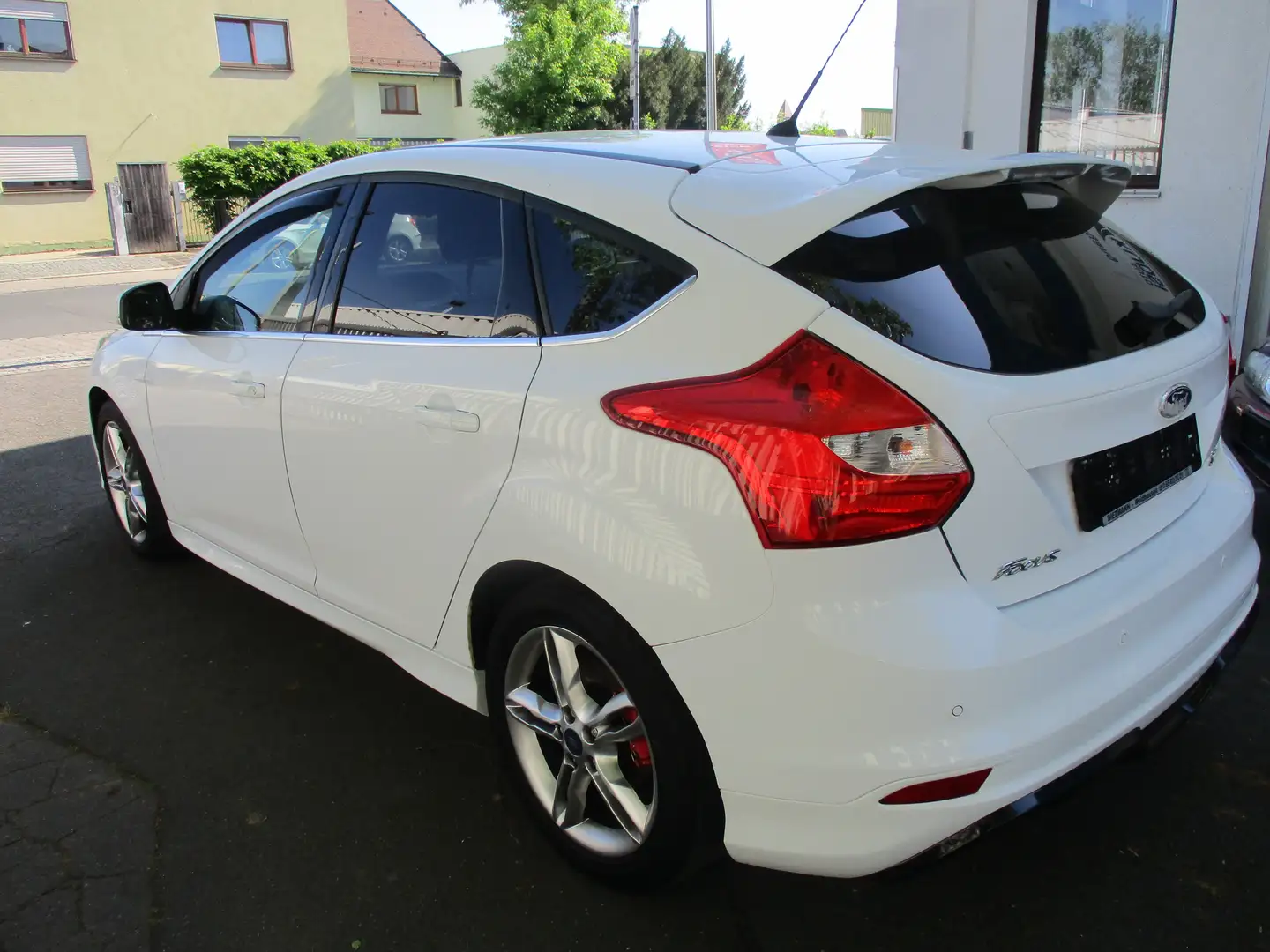 Vehicle image, number 5
