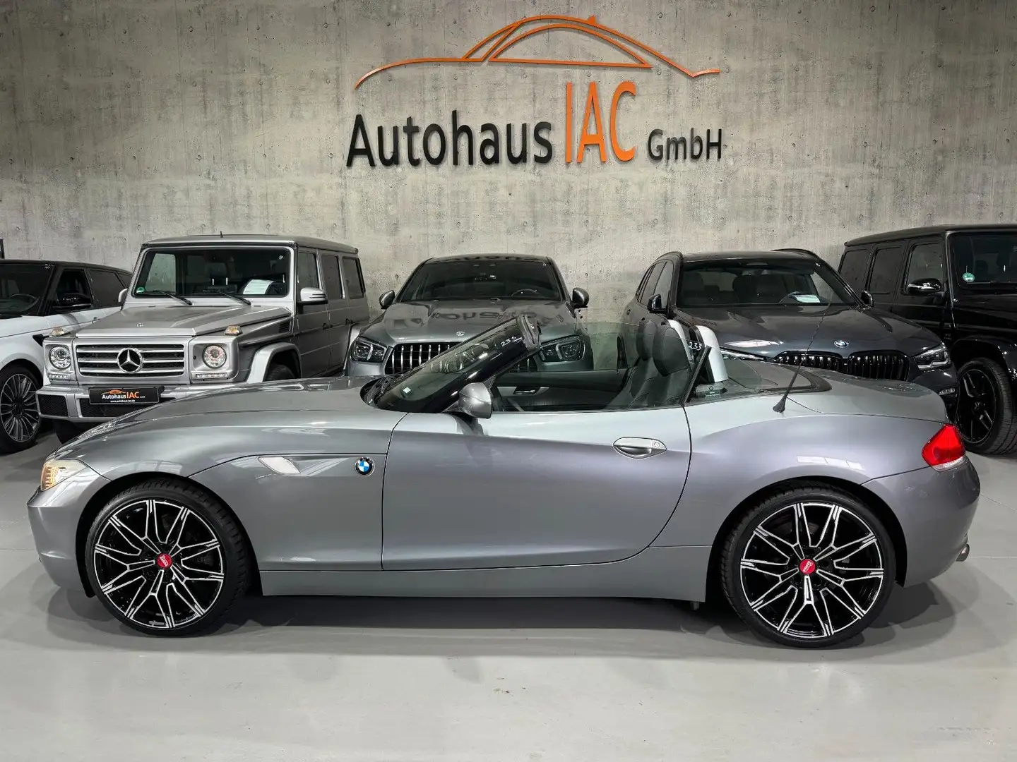 Vehicle image, number 6