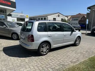 Vehicle image thumbnail, number 5