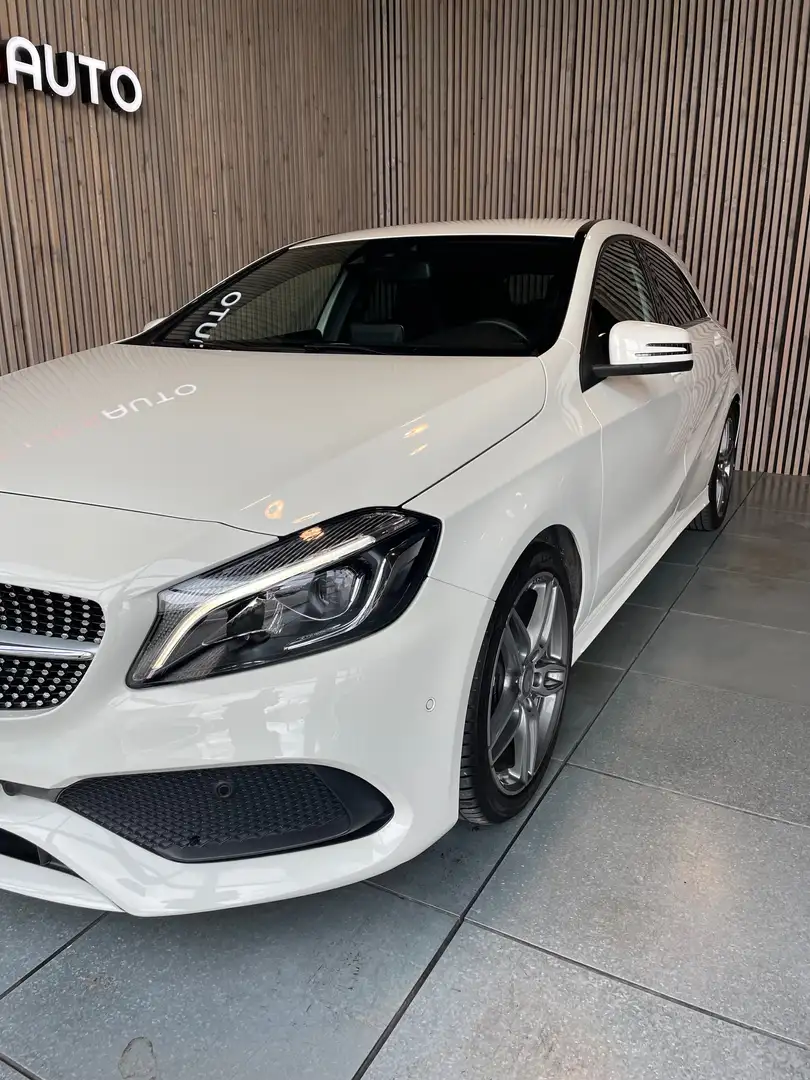 Vehicle image, number 3