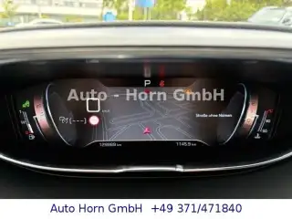 Vehicle image thumbnail, number 8