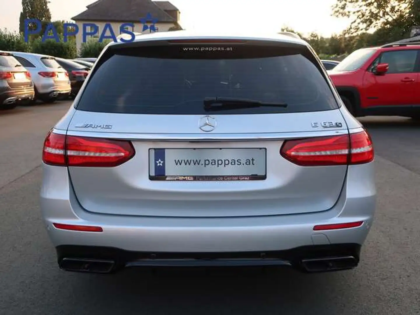 Vehicle image, number 4
