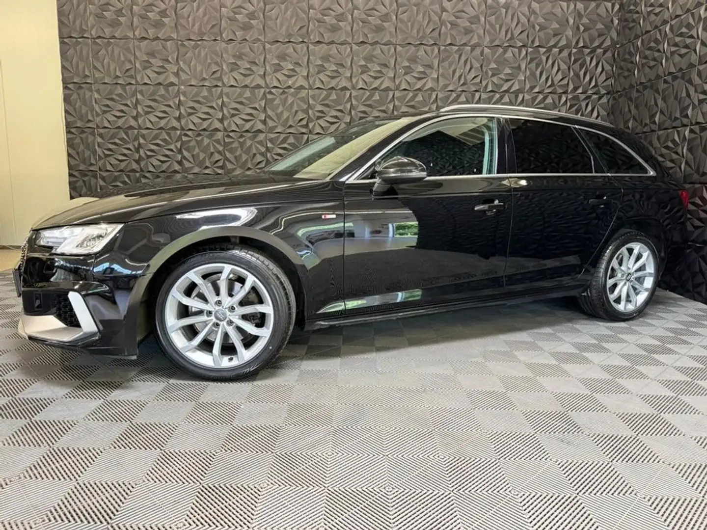 Vehicle image, number 7