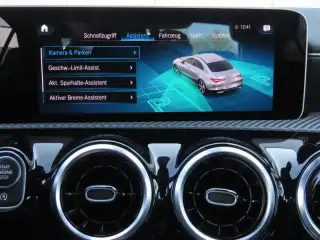 Vehicle image thumbnail, number 11