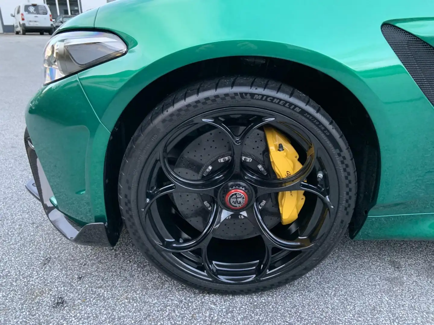 Vehicle image, number 20