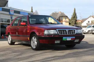 Vehicle image thumbnail, number 4