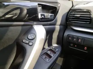 Vehicle image thumbnail, number 16
