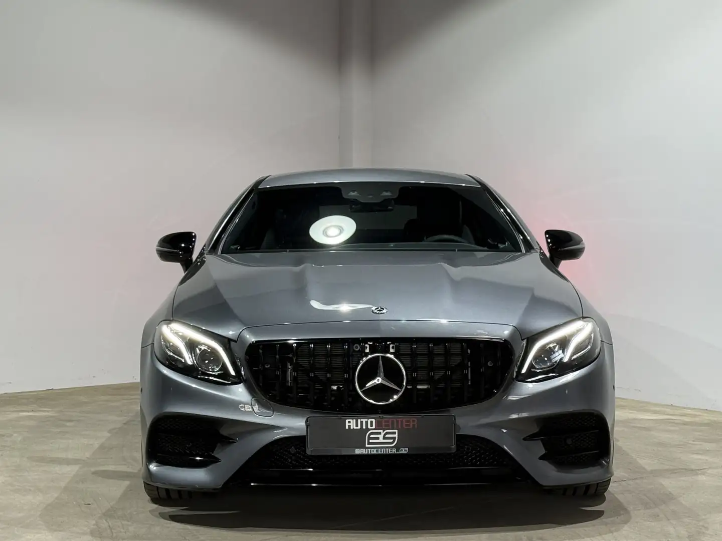 Vehicle image, number 3