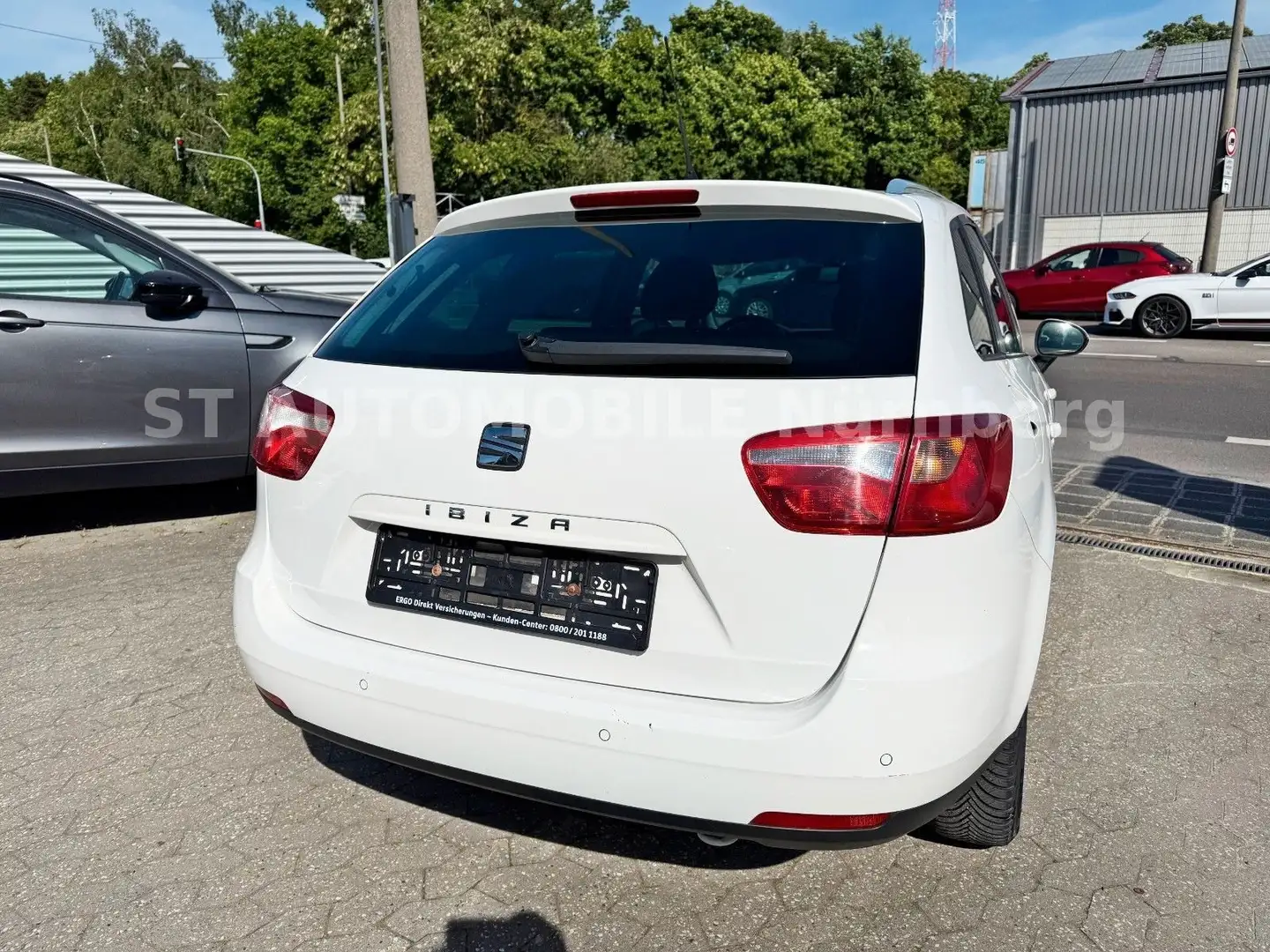 Vehicle image, number 13