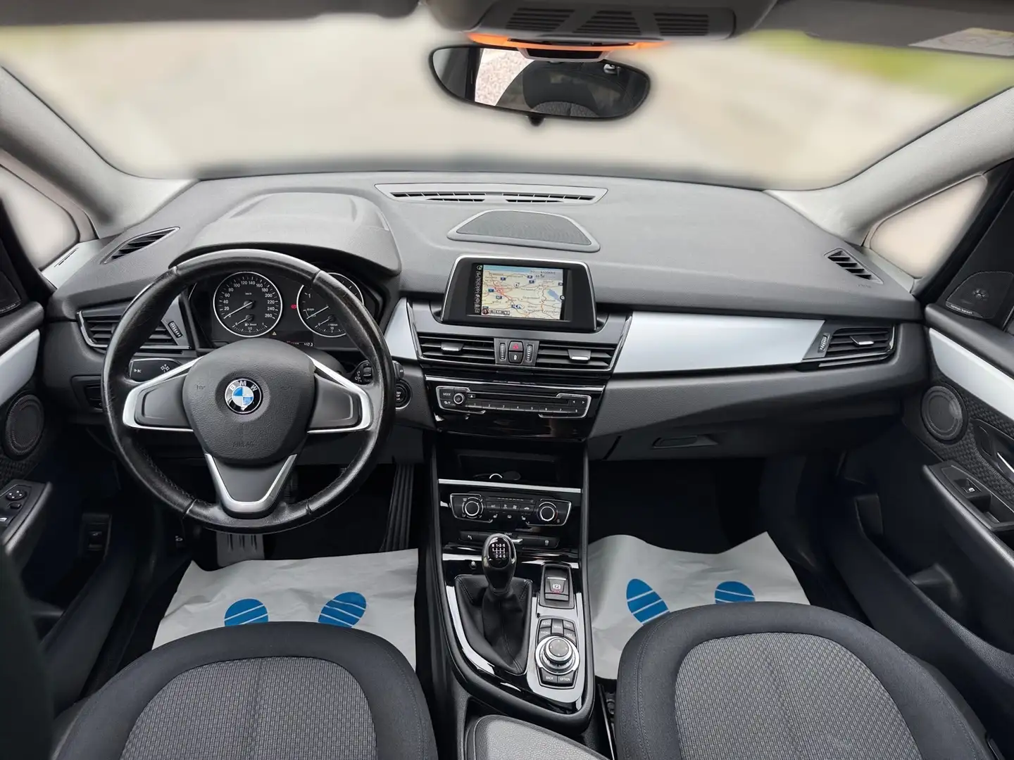 Vehicle image, number 9