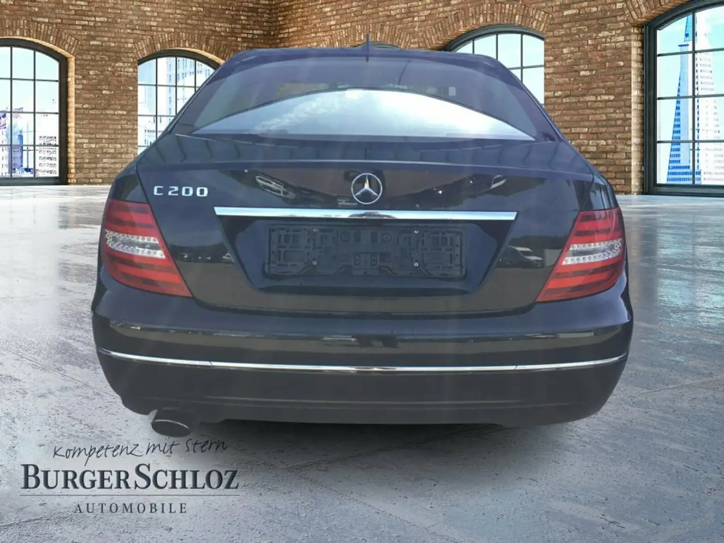 Vehicle image, number 6