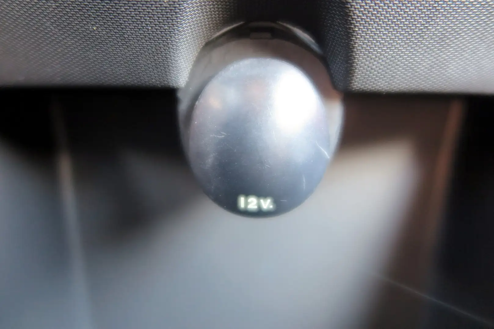 Vehicle image, number 16